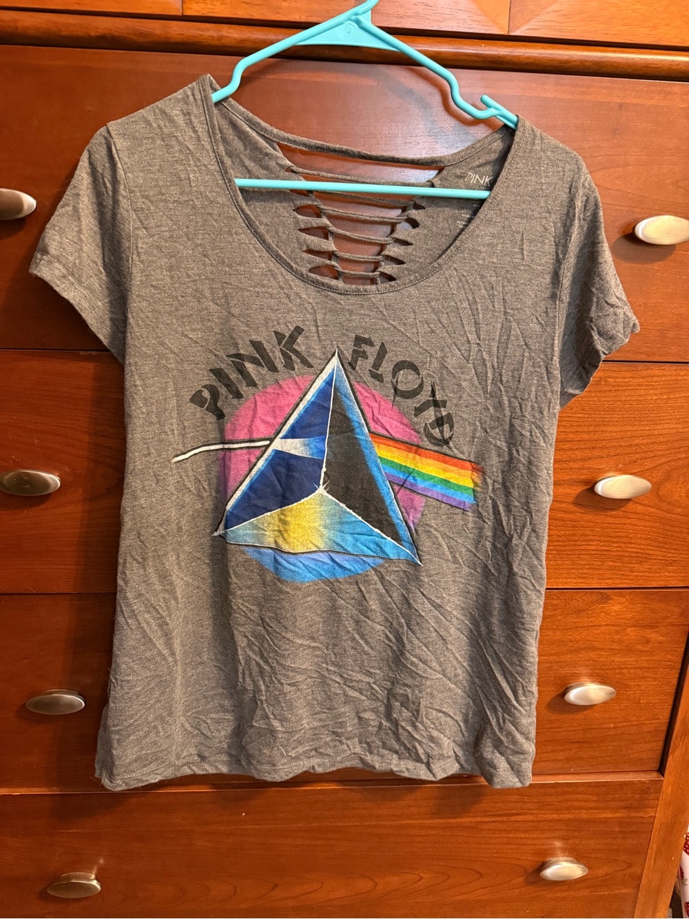 Pink Floyd Gray Graphic Tee with Rainbow Prism and Ladder Back